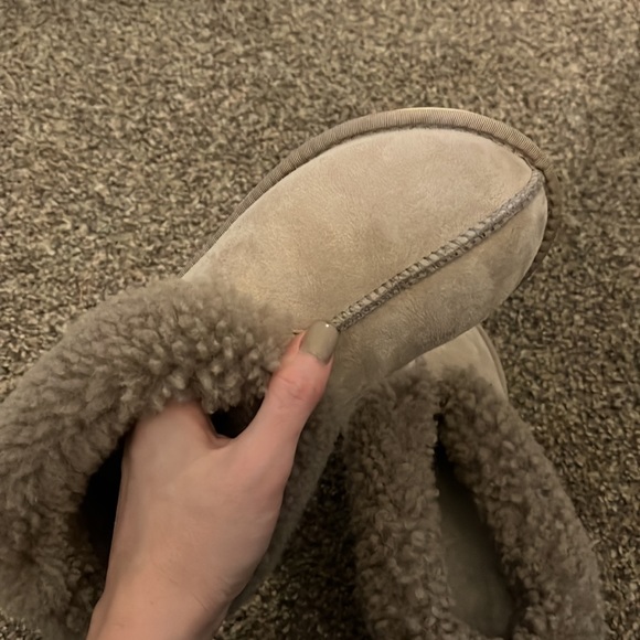 NWOT Celtic & Co. British Shearling Bootee Slippers - Picture 9 of 11